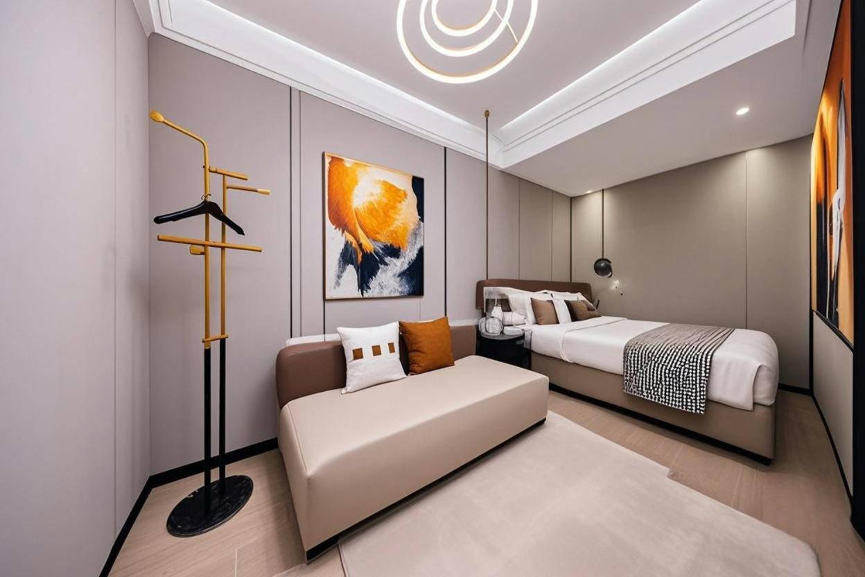 Yun Jin City View Hotel - Guangzhou Taikoo Hui Zhujiang New Town Tianhe Sports Center Exteriör bild